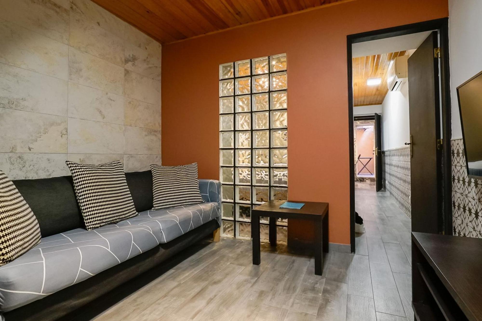 Cosmopolitan Chiado Apartment By Lovelystay Lisboa Exteriör bild